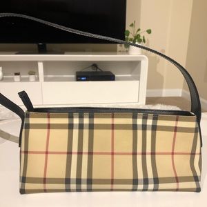 Burberry nova check shoulder bag